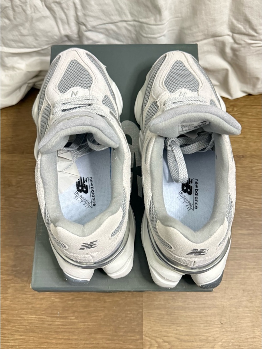New Balance 9060 Sneakers Shoes Size Women’s - 8 Men’s 6.5 - Picture 4 of 6